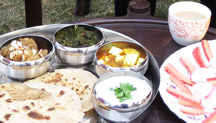 punjabi-traditional-food-farmers-villa