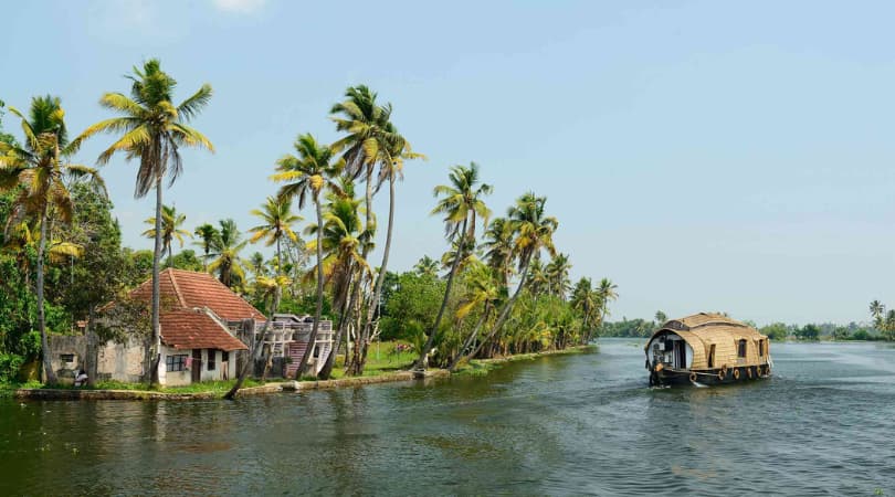 When to Visit the Backwaters of Kerala