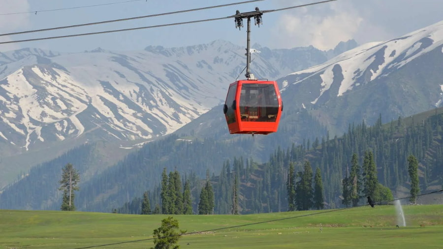 1. Gulmarg Gondola (J&K)