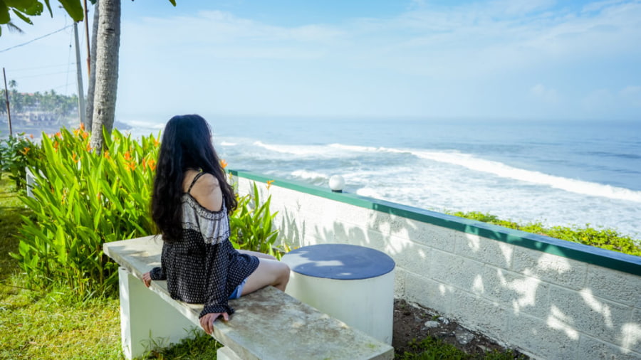 Varkala - Cliffs, Beaches, and Spiritual Retreats