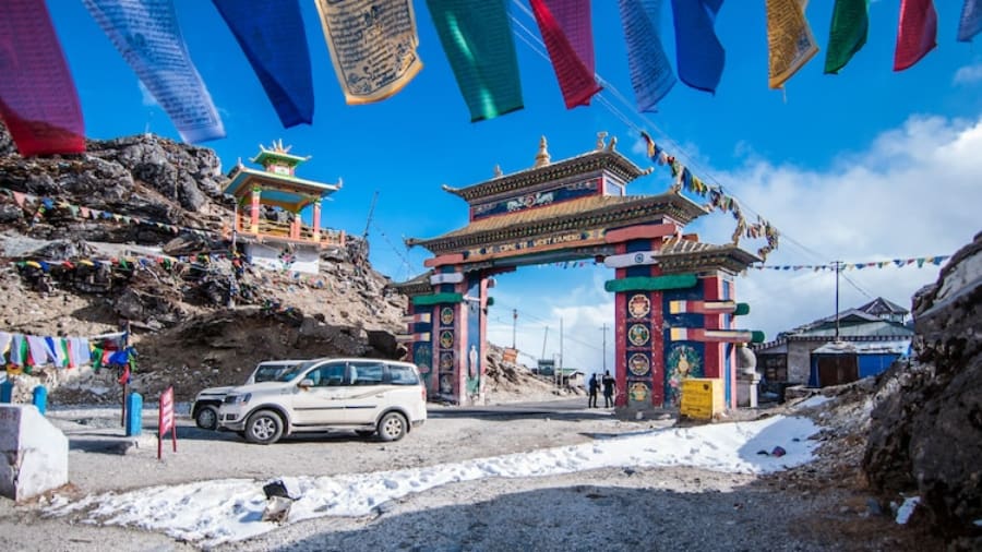 Complete List of Best Places to See Snowfall in North India