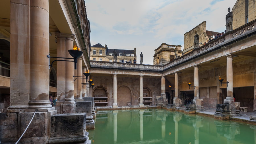 Royal Opulence in the Queen's Bath