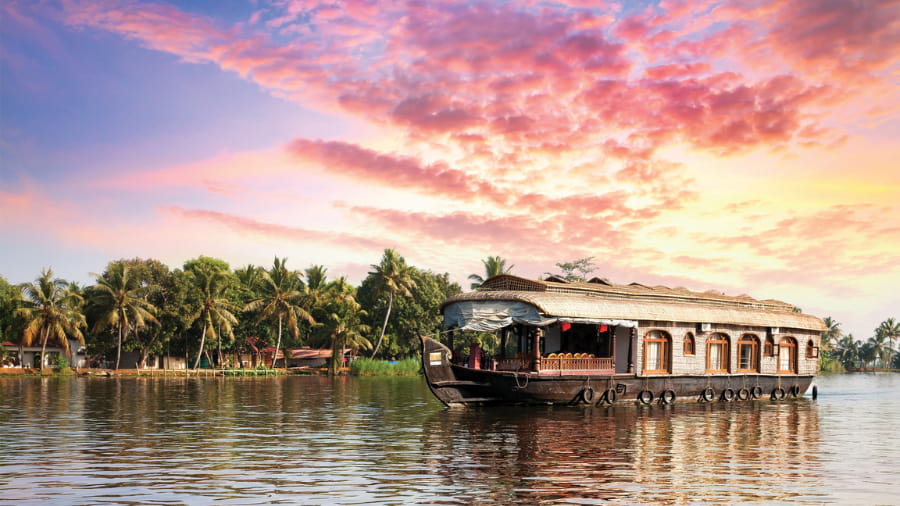 Why Visit Kerala in Winter