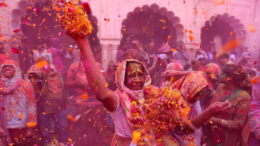 Widows' Holi in Vrindavan