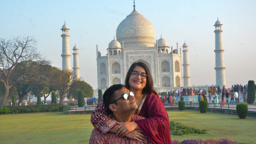 How to Reach the Taj Mahal