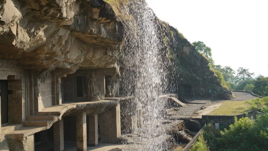 Is Ajanta Ellora Worth Visiting