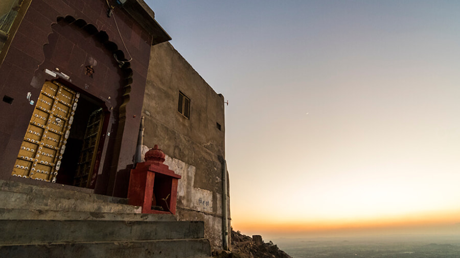 Enjoy Sunset at Savitri Temple