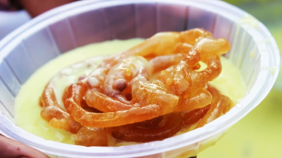  Crispy Jalebi with Rabri