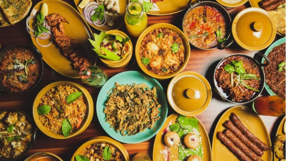 Must-Try Dishes in Agra: Sweet Treats & Mughlai Specialties 